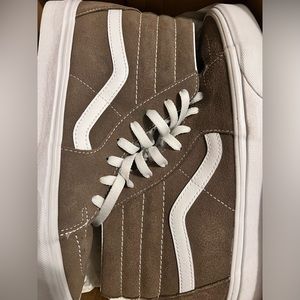 Men’s suede high tops